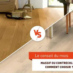 Comparaison de deux types de parquet : un bois clair et un bois plus chaud. Lequel choisir pour votre intérieur ?